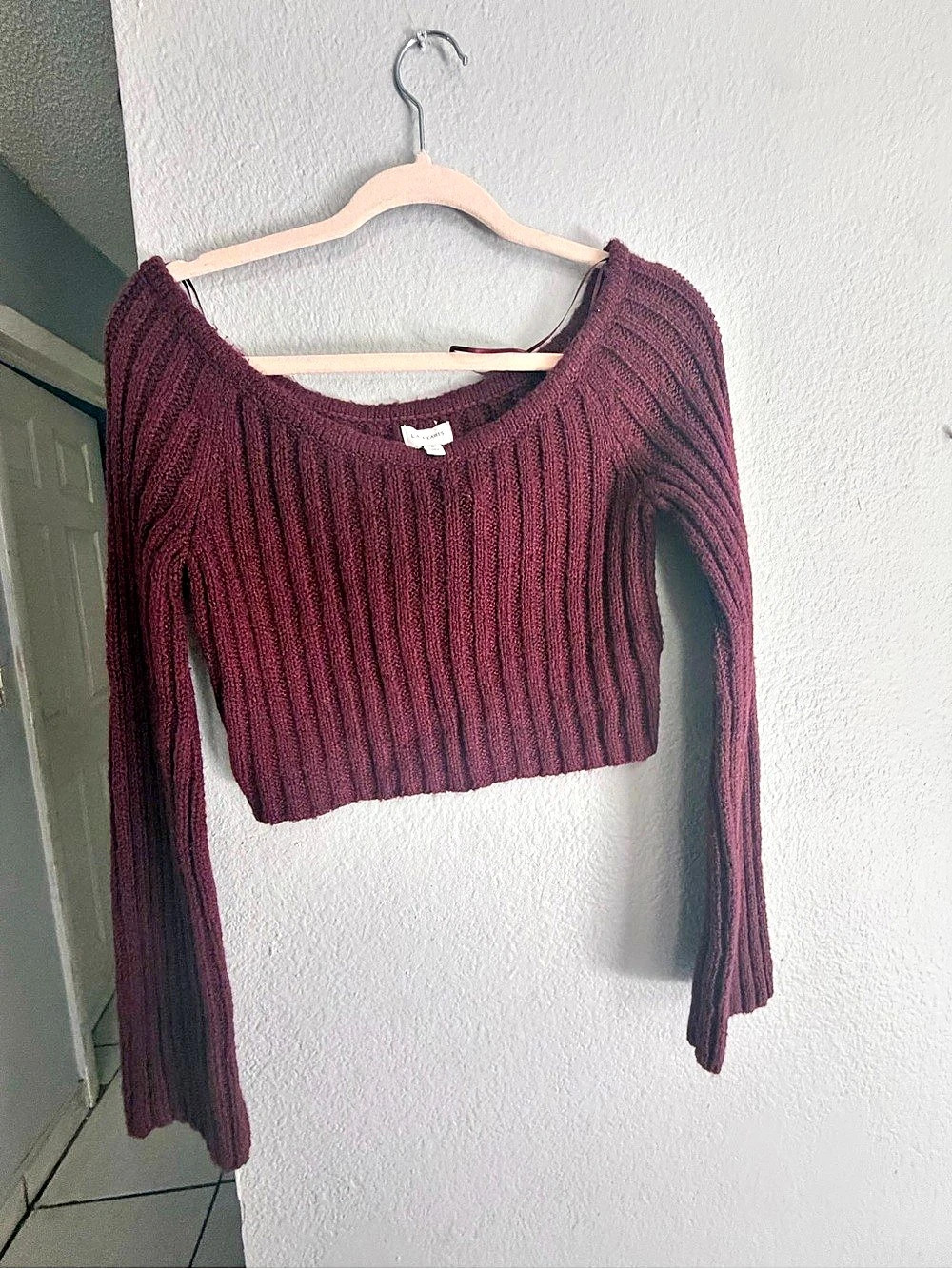 LA Hearts Miley Off-The-Shoulder Sweater Purple Small